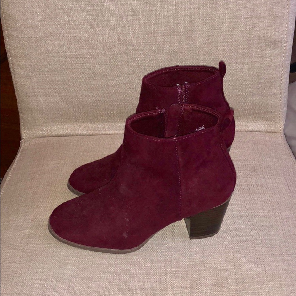 Maroon Booties - Picture 2 of 4